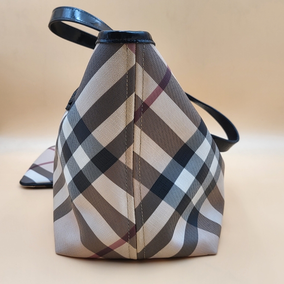 Burberry Supernova Check Coated Canvas Patent Leather Nickie Tote..Auth.. W/COA - Picture 4 of 16